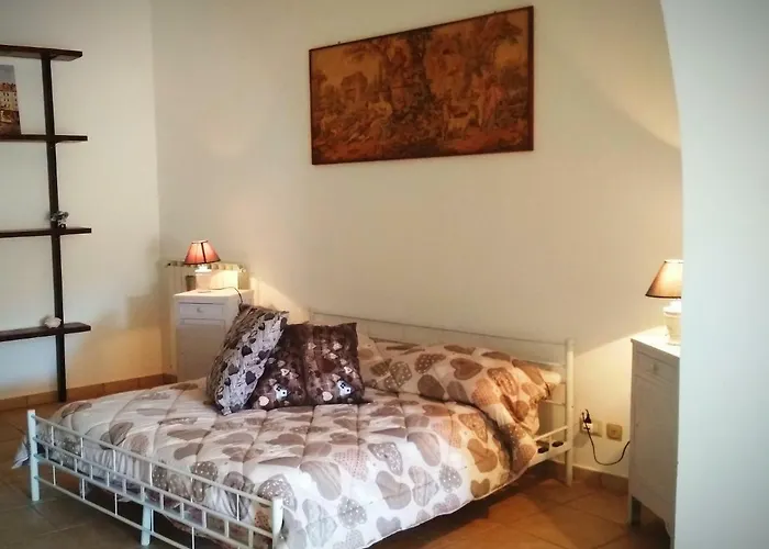 La Piazzetta Pignola